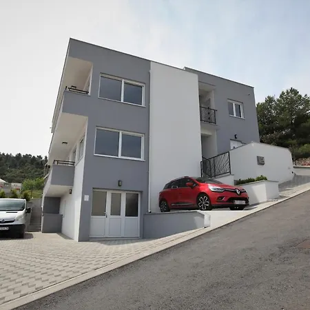 Apartment Ive
