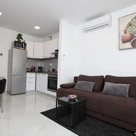 Διαμέρισμα Ive *